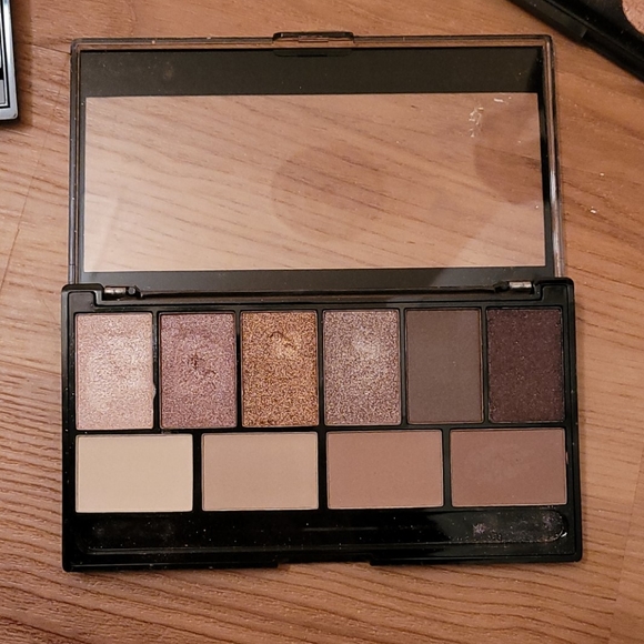 Makeup pallets - Picture 2 of 4
